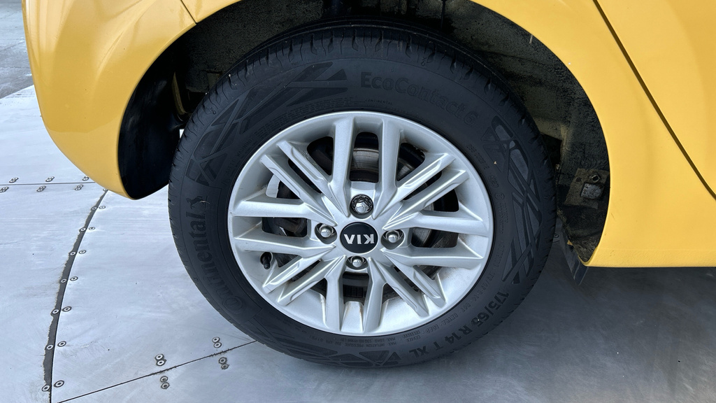 Kia Picanto Picanto X-line White #22