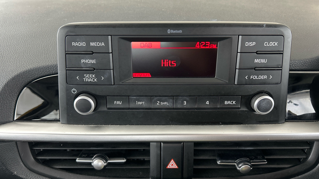 Kia Picanto Picanto X-line White #14