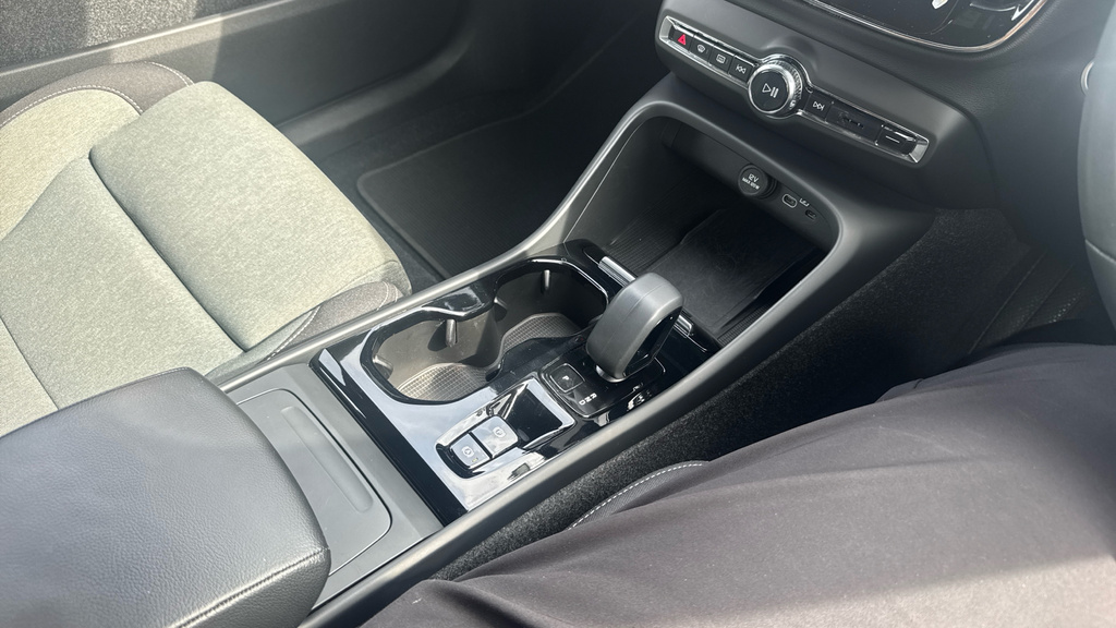 Volvo XC40 Recharge Ultimate, Single Motor, Grey #25