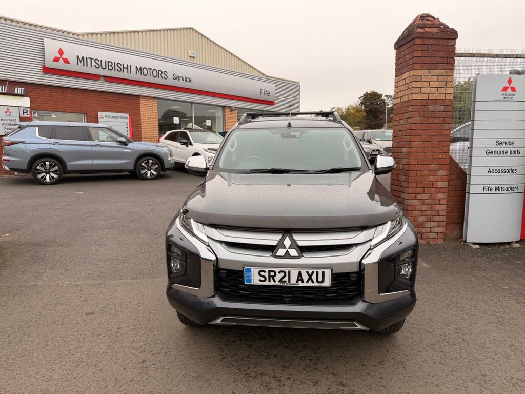 Mitsubishi L200 2.2 Di-d Dc Barbarian X 4Wd Euro 6 Ss Grey #4