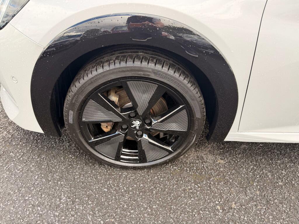 Peugeot e-208 208 Gt Premium Ev White #40