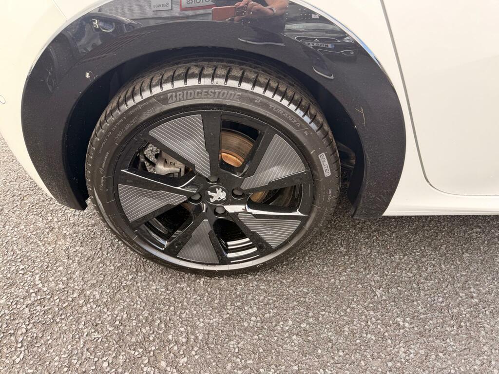 Peugeot e-208 208 Gt Premium Ev White #50