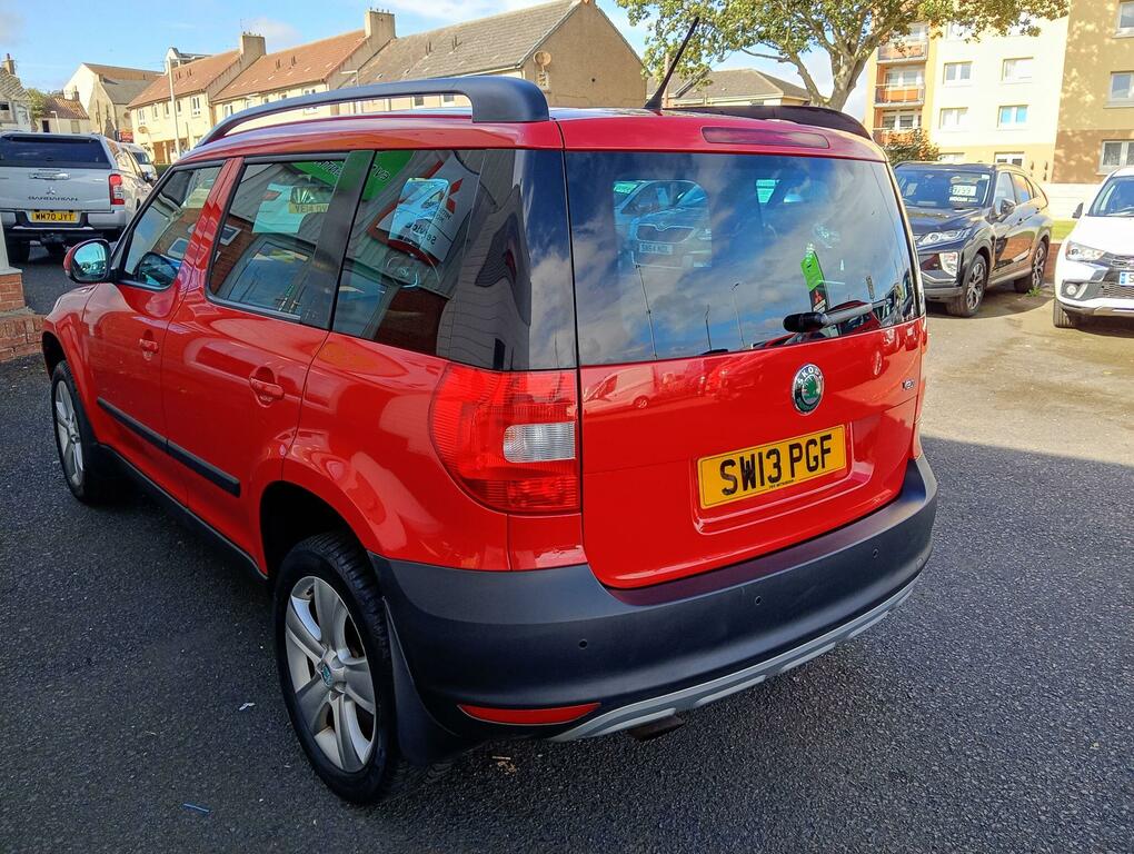 Skoda Yeti 1.2 Tsi Se Euro 5 Red #4