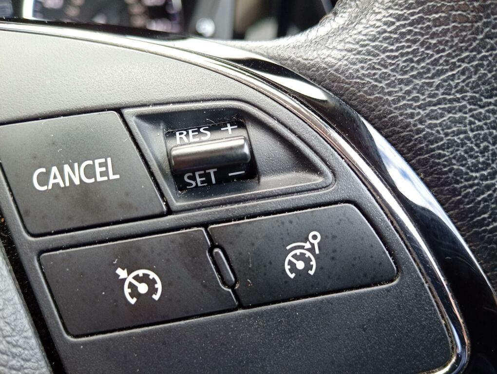 Mitsubishi Outlander 2.4 Phev Juro Black #16