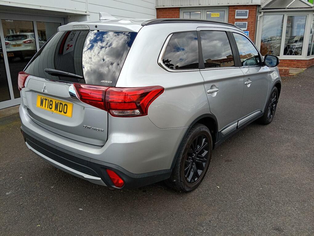 Mitsubishi Outlander 2.4 Phev Juro Black #7