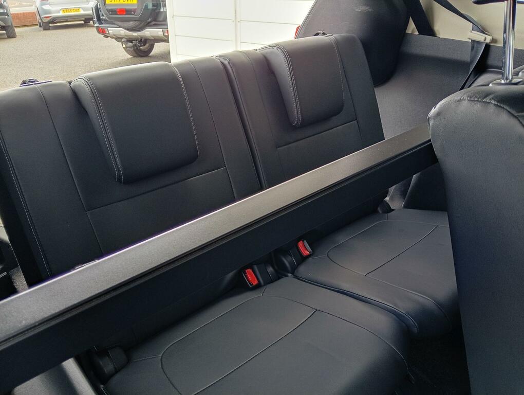 Mitsubishi Outlander 2.4 Phev Juro Black #10