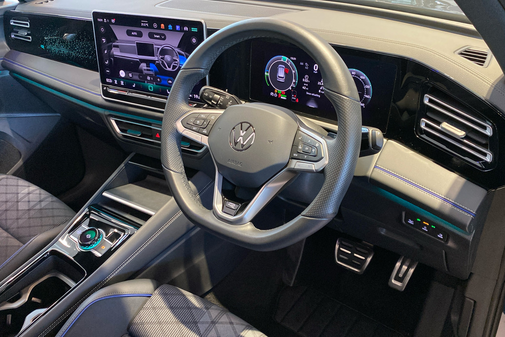 Volkswagen Tiguan R-line 1.5 Tsi Ehybrid 272 Ps 6-Speed Dsg Blue #4