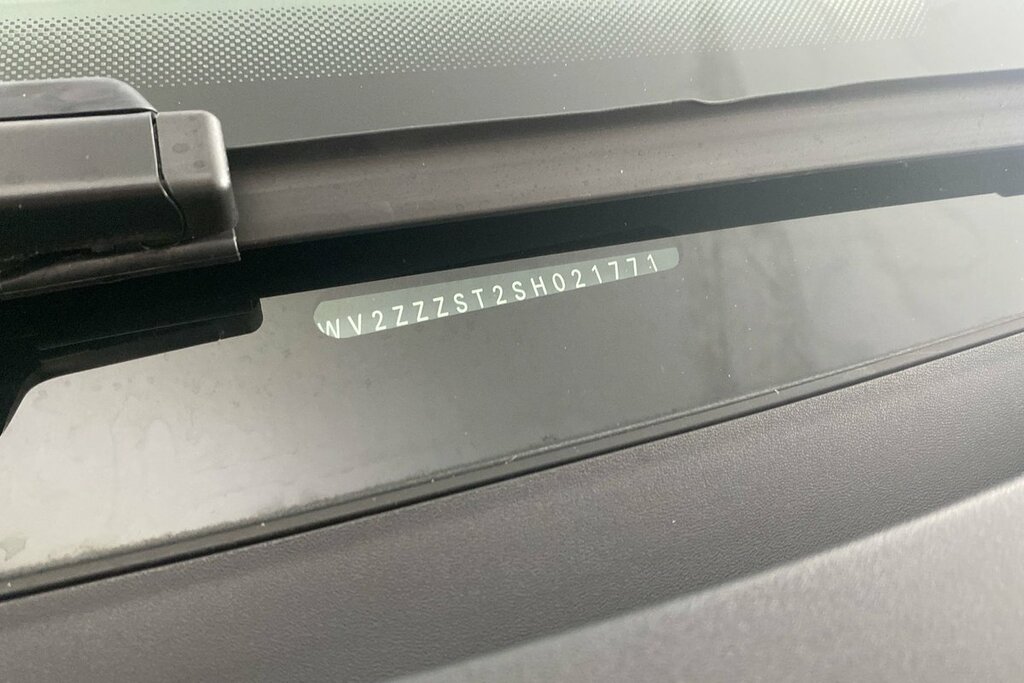 Volkswagen Multivan Style Long 150 Ps 2.0 Tdi 7-Speed Dsg Grey #6
