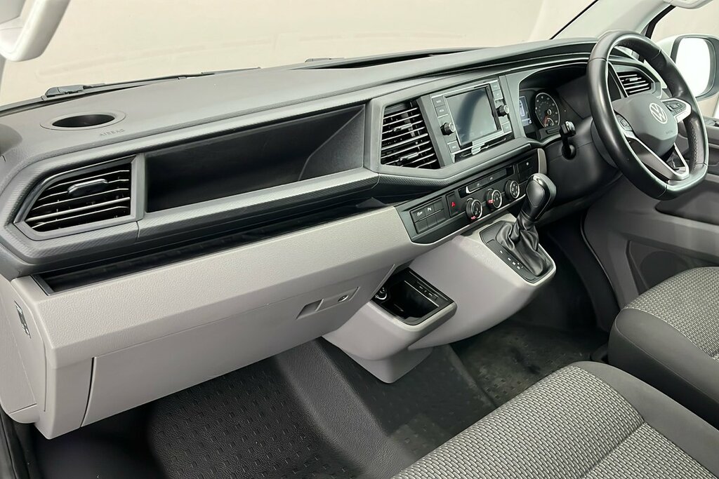 Volkswagen Transporter T28 Panel Van Highline Swb 150 Ps 2.0 Tdi 7Sp Dsg White