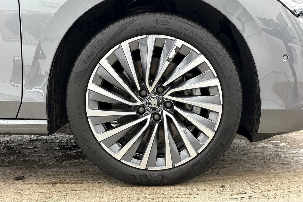 Skoda Superb Lk 2.0 Tdi 193 Ps 4X4 Dsg Grey #5