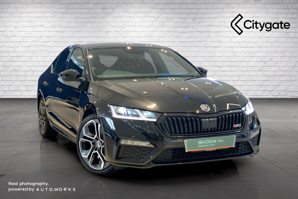 Skoda Octavia Hatch Vrs 2.0 Tsi 245 Ps Dsg Black