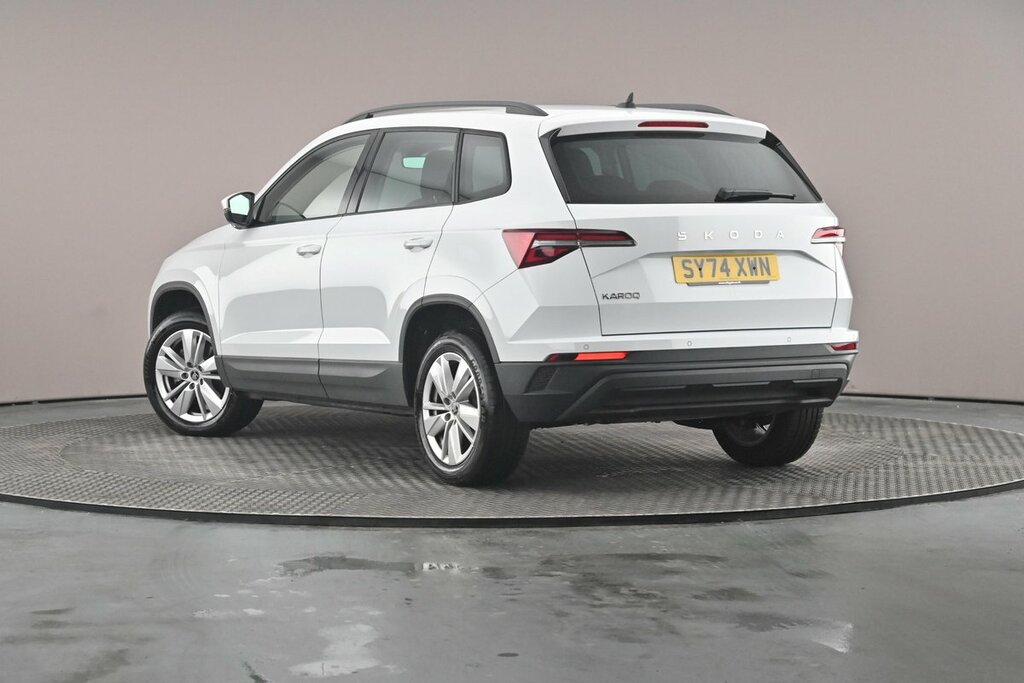 Skoda Karoq Se Drive 1.5 Tsi 150 Ps 6G Man White #3