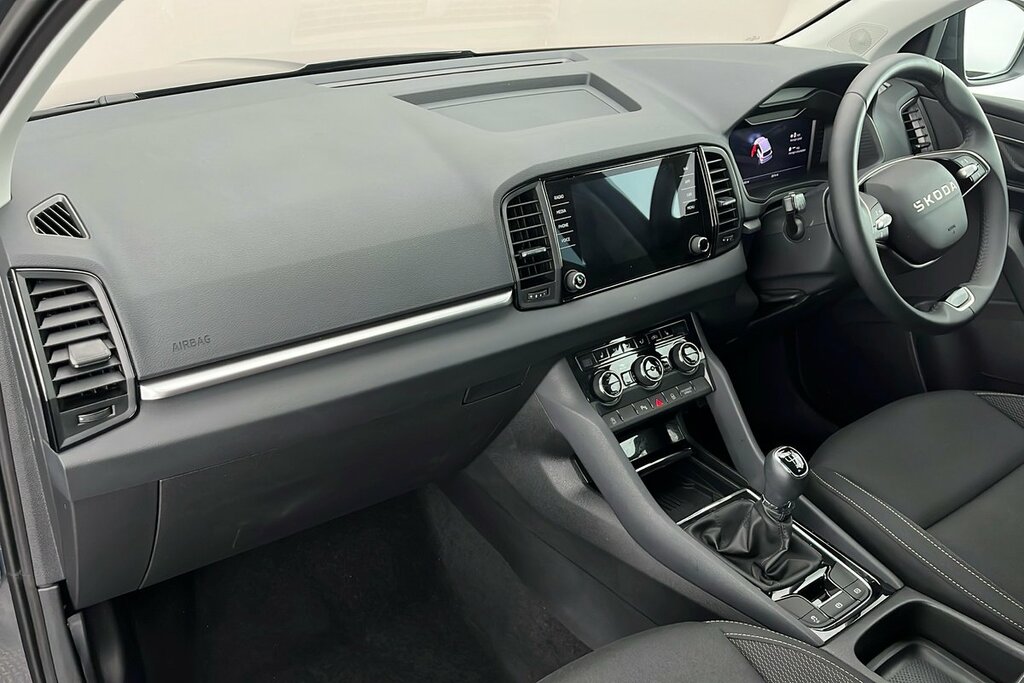 Skoda Karoq Se Edition 1.5 Tsi 150 Ps 6G Man Grey #2