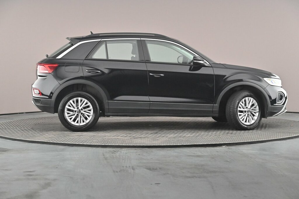 Volkswagen T-Roc Life 1.5 Tsi 150Ps 6-Speed Black #4