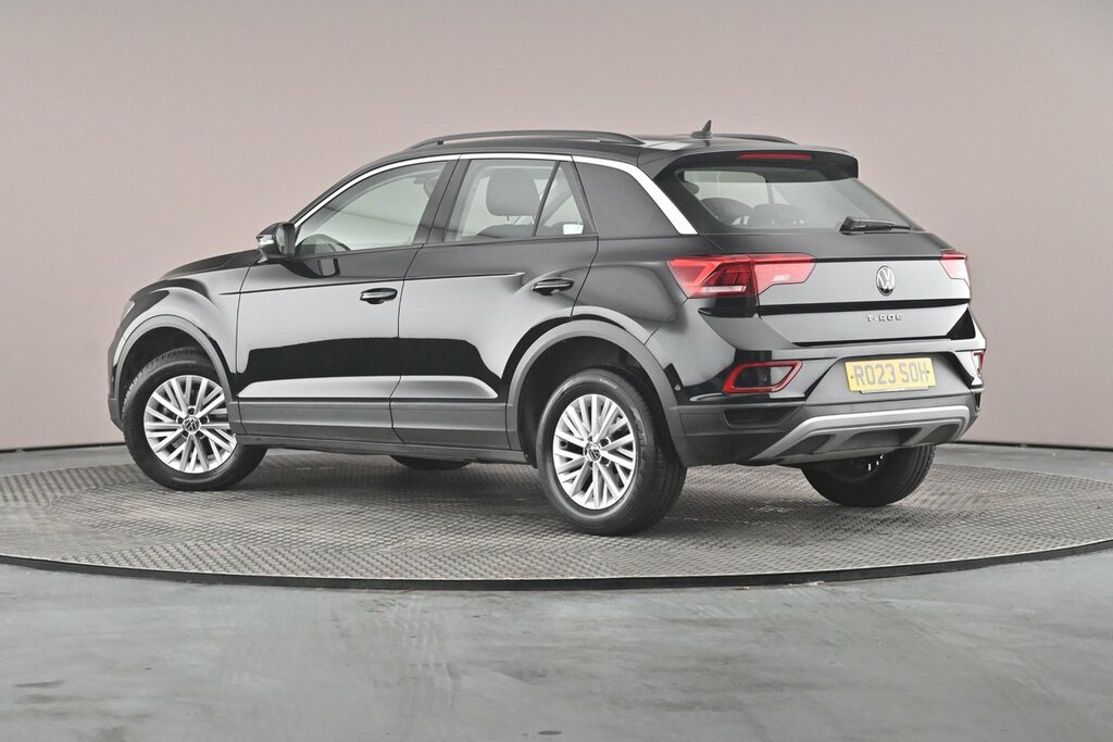 Volkswagen T-Roc Life 1.5 Tsi 150Ps 6-Speed Black #3