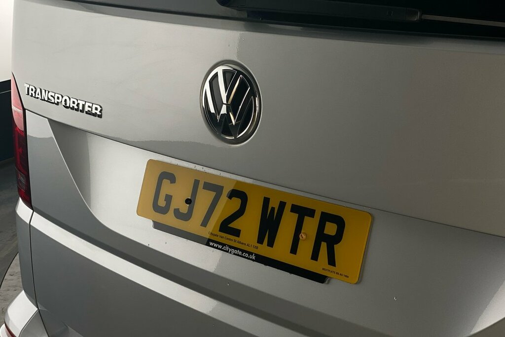 Volkswagen Transporter Shuttle Tdi Se Silver #21