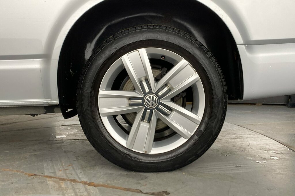 Volkswagen Transporter Shuttle Tdi Se Silver #7