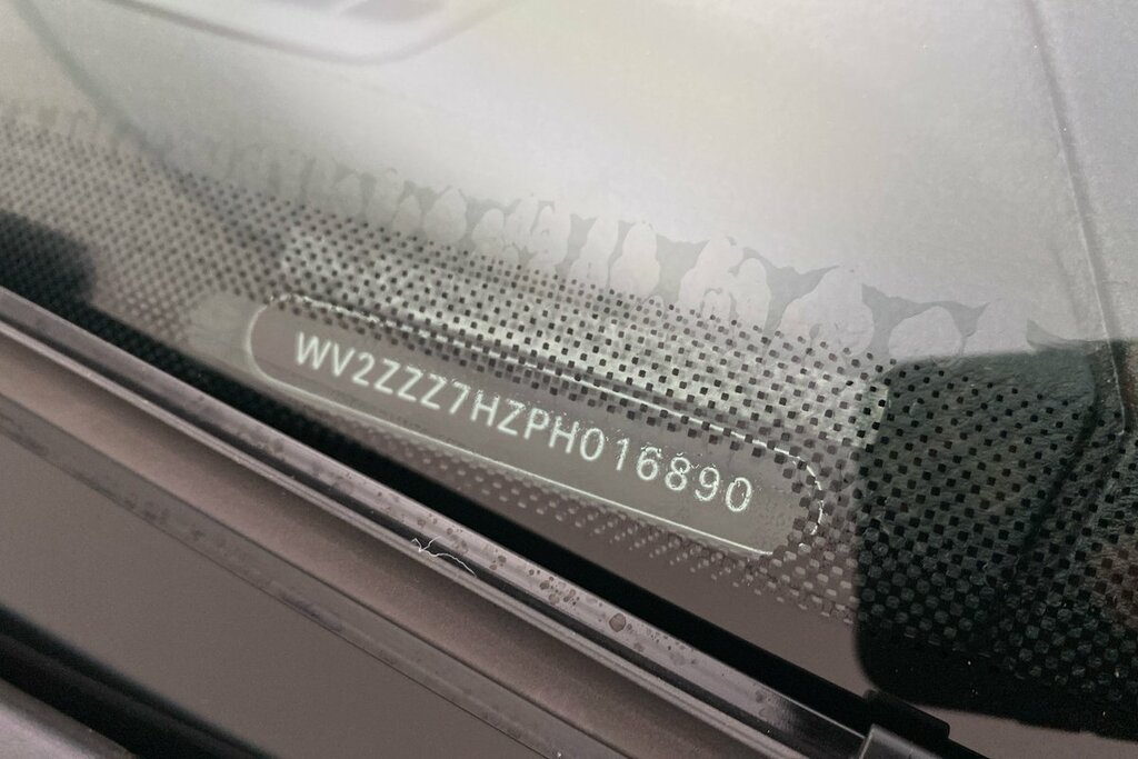 Volkswagen Transporter Shuttle Se Lwb 150 Ps 2.0 Tdi 7Sp Dsg Silver #6
