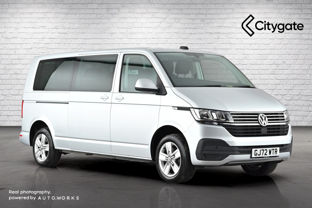 Volkswagen Transporter Shuttle Se Lwb 150 Ps 2.0 Tdi 7Sp Dsg Silver