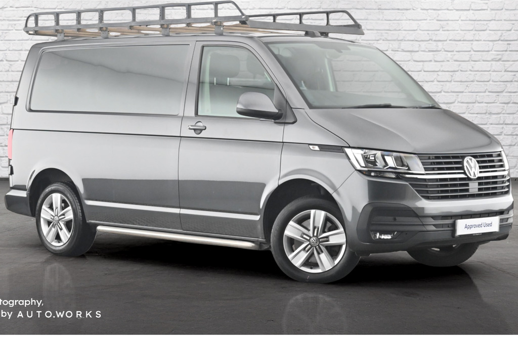 Volkswagen Transporter T32 Panel Van Highline Swb 150 Ps 2.0 Tdi 7Sp Dsg Grey