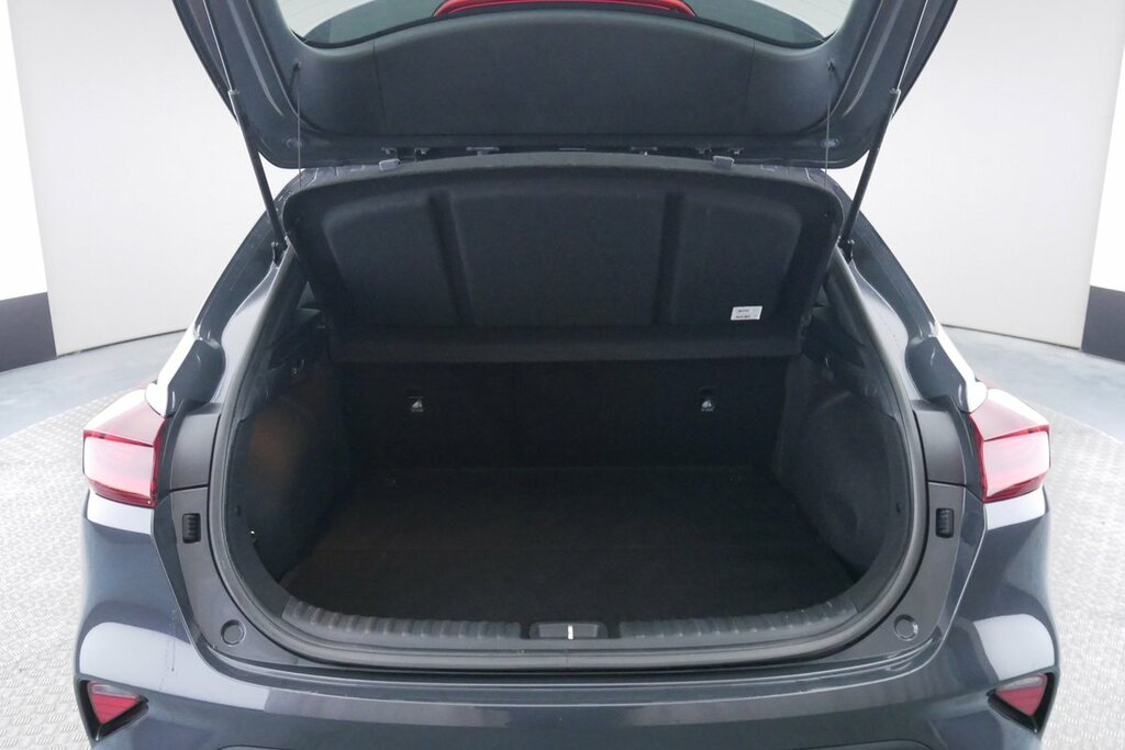 Kia Xceed Kia Xceed 2 Black #13