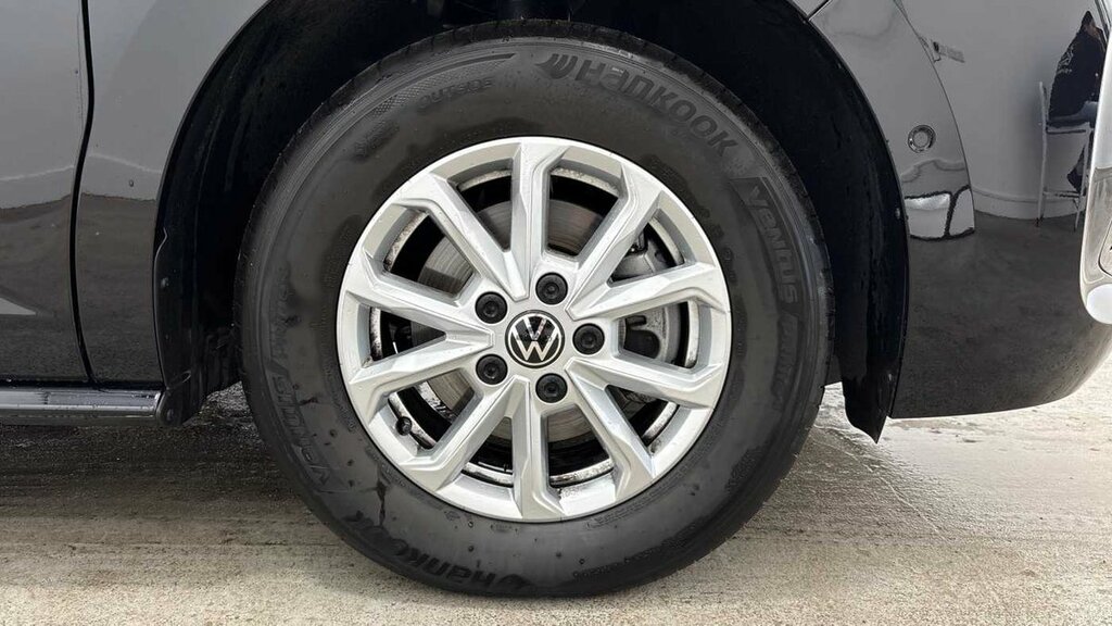 Volkswagen Multivan Life Standard 150 Ps 2.0 Tdi 7-Speed Dsg Black #5