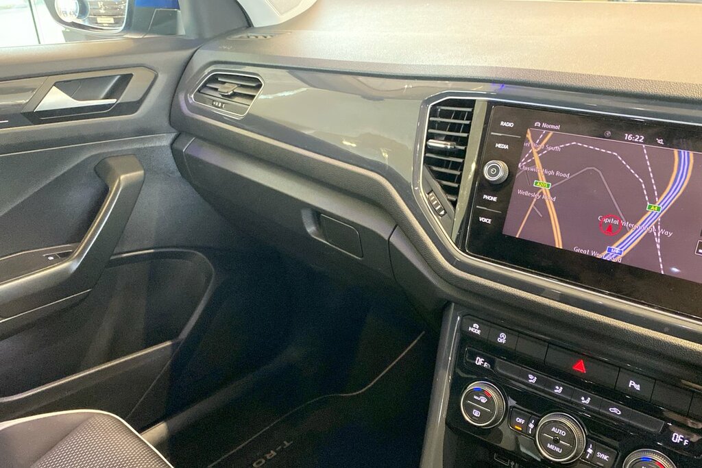 Volkswagen T-Roc Design Grey #33