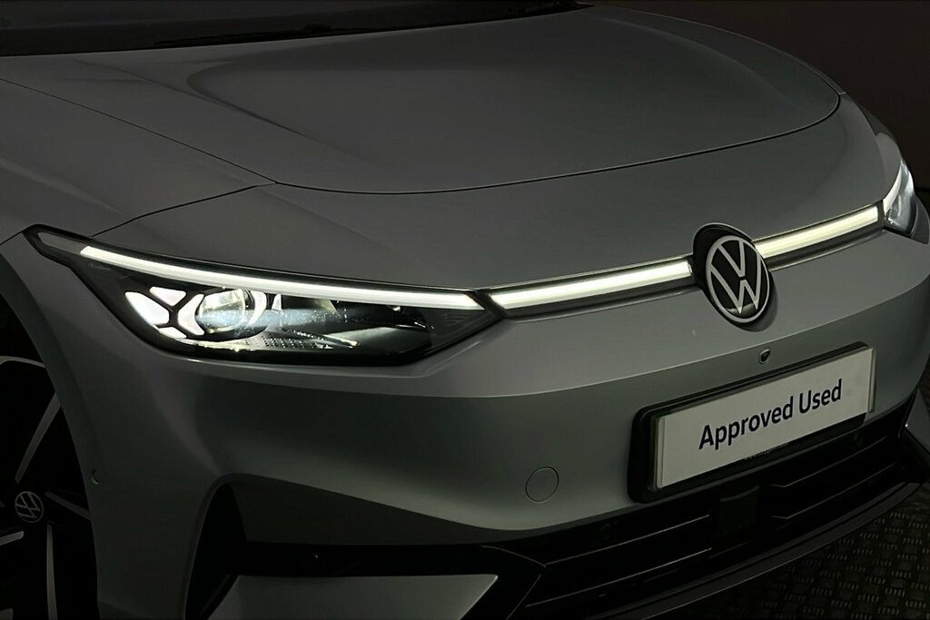 Volkswagen ID.7 Match Silver #38