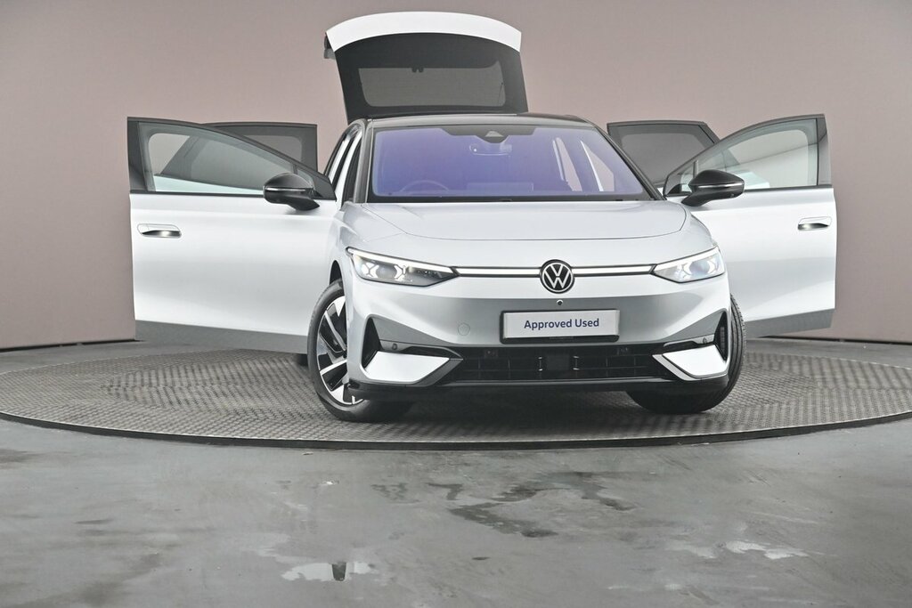 Volkswagen ID.7 Match Silver #48