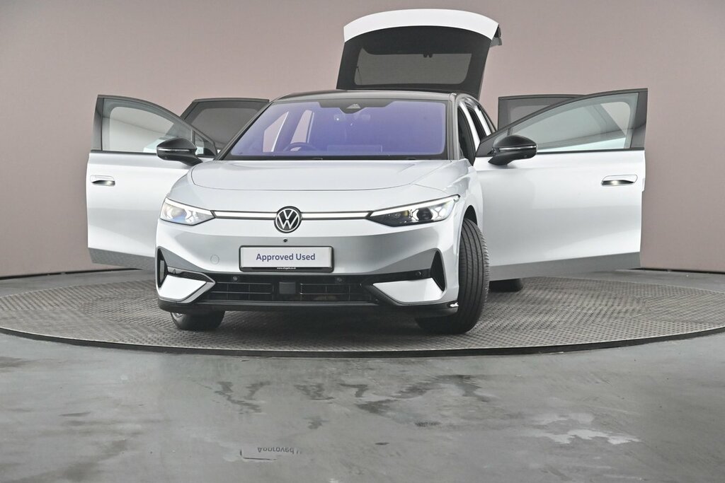 Volkswagen ID.7 Match Silver #50