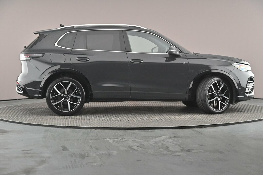 Volkswagen Tiguan R-line 1.5 Etsi 150Ps 7-Speed Dsg Grey #4