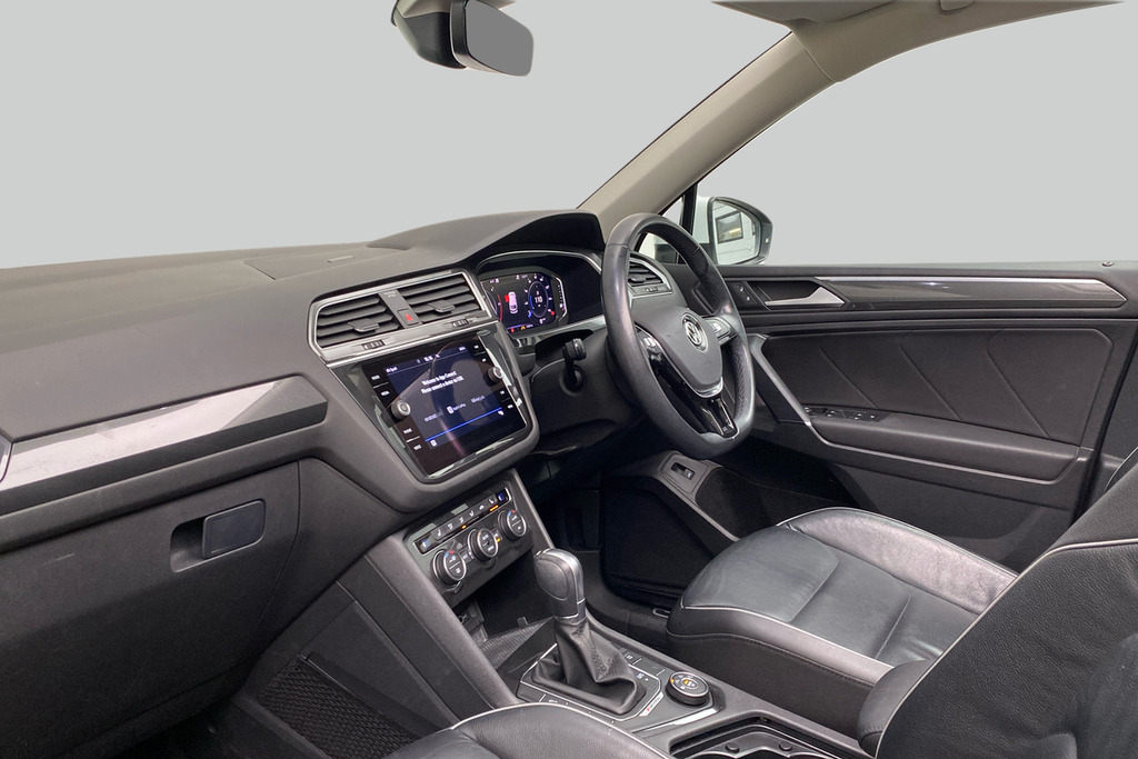 Volkswagen Tiguan Allspace Sel 2.0 Tdi 4Motion 190Ps 7-Speed Dsg White #2