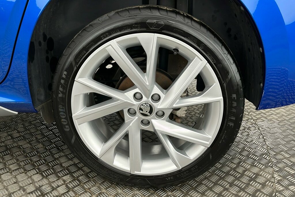 Skoda Kamiq Se L Executive 1.0 Tsi 110 Ps 6G Man Blue #5