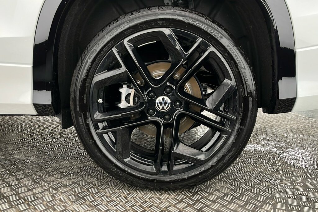 Volkswagen Tayron R-line Edition 1.5 Tsi Ehybrid 272 Ps 6-Speed Dsg White #5
