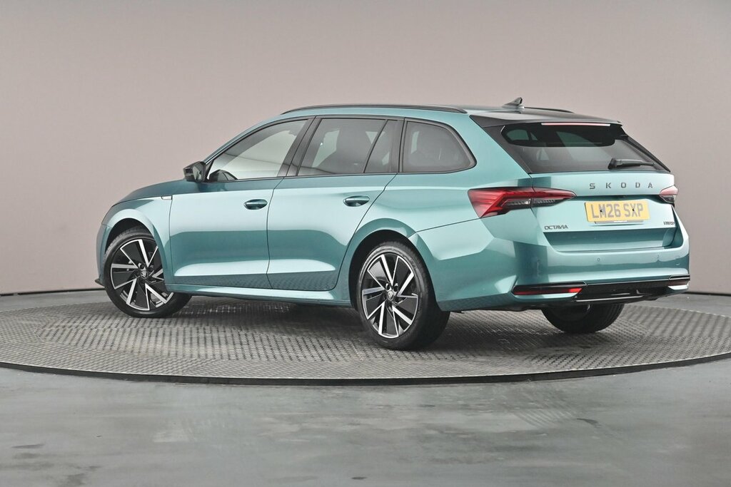 Skoda Octavia Sportline 1.5 Tsi E-tec 150 Ps Dsg Green #3