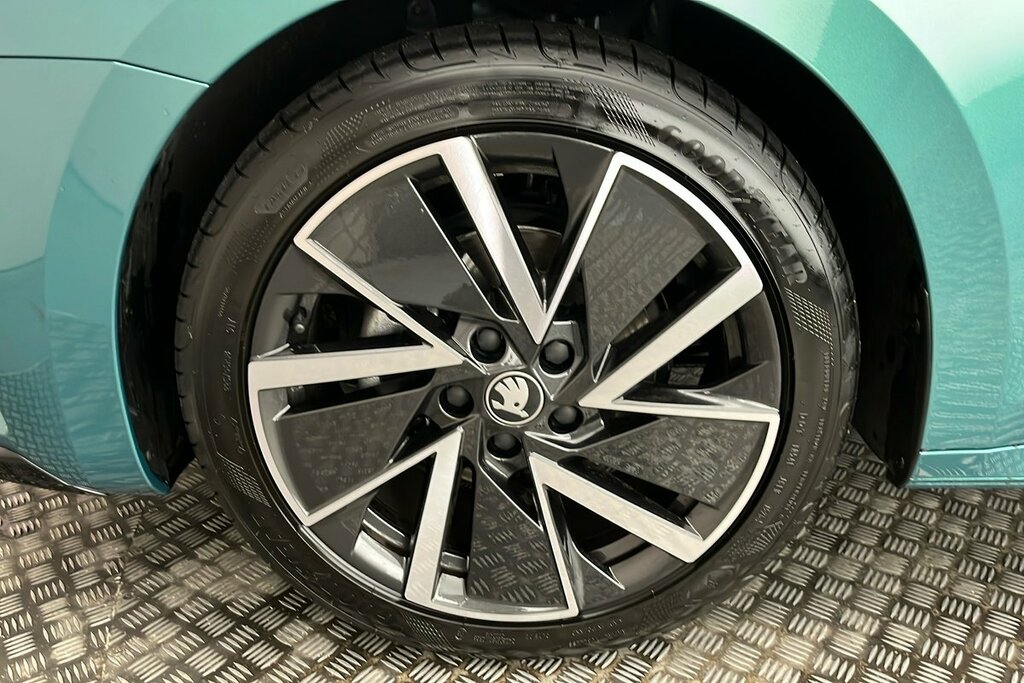 Skoda Octavia Sportline 1.5 Tsi E-tec 150 Ps Dsg Green #5