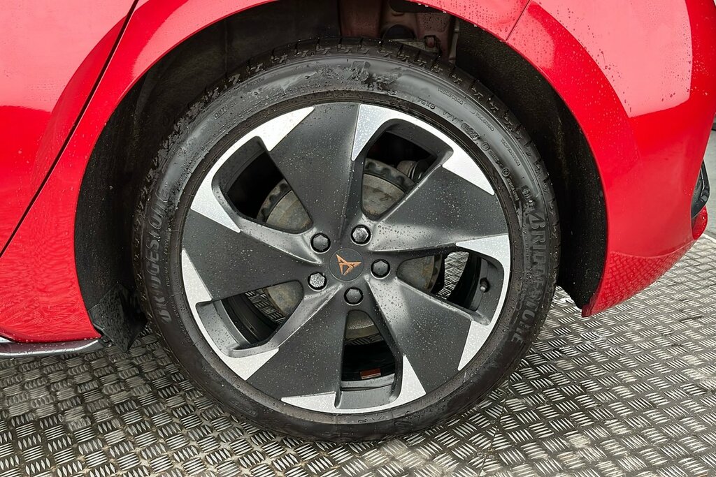 Cupra Born V2 58 Kwh Afv 204 Red #5