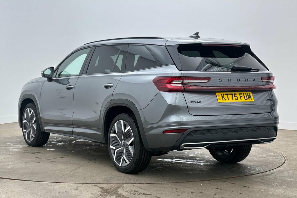 Skoda Kodiaq Sportline 7 Seats 1.5 Tsi E-tec 150 Ps Dsg Grey #3
