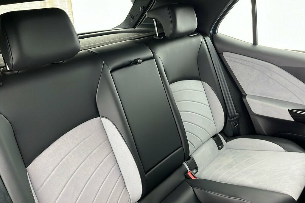 Volkswagen ID.3 Pro S 77Kwh Launch Edition 4 Hatchback Electri Grey #10