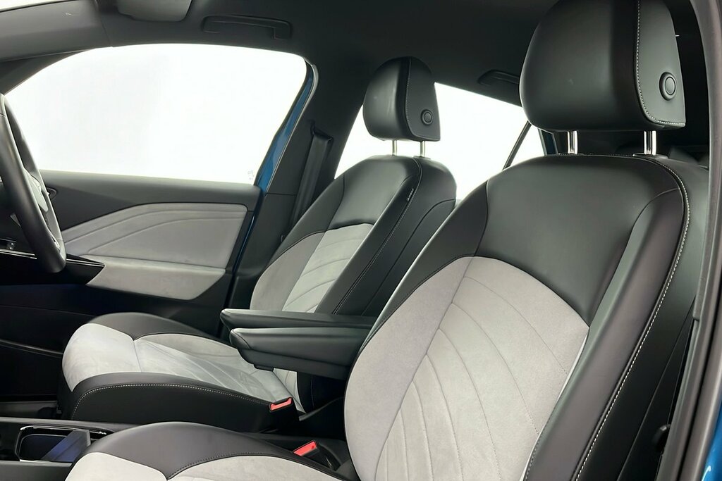 Volkswagen ID.3 Pro S 77Kwh Launch Edition 4 Hatchback Electri Grey #26