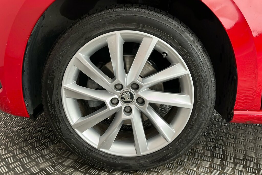 Skoda Scala Se L 1.0 Tsi 116 Ps Dsg Red #5