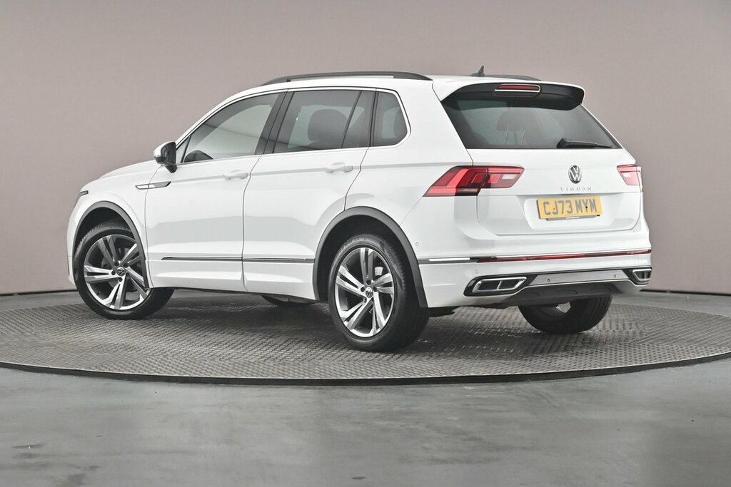 Volkswagen Tiguan R-line Edition 1.5 Tsi 150Ps 7-Speed Dsg White #3