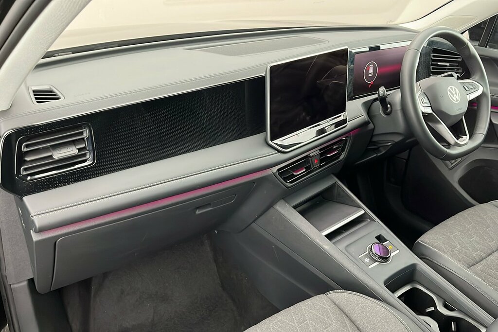 Volkswagen Tiguan Match 1.5 Etsi 150 Ps 7-Speed Dsg Black #2
