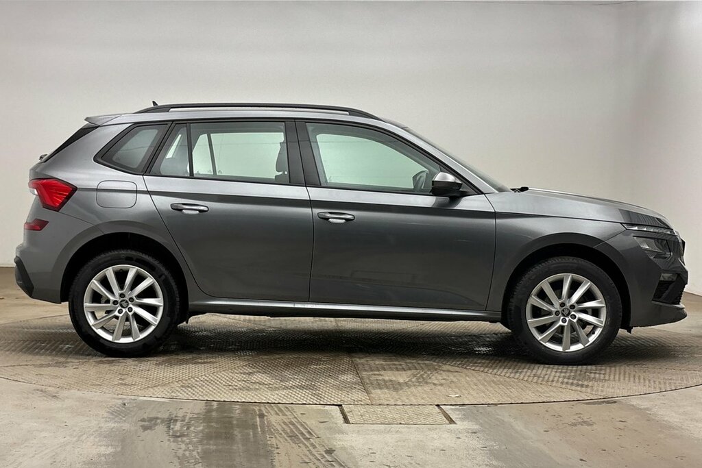 Skoda Kamiq Se Edition 1.0 Tsi 116 Ps Dsg Grey #4