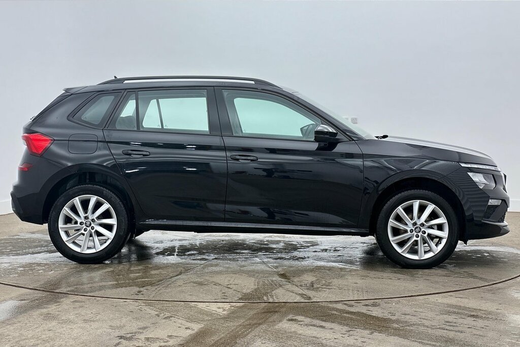 Skoda Kamiq Se Edition 1.0 Tsi 116 Ps Dsg Black #4
