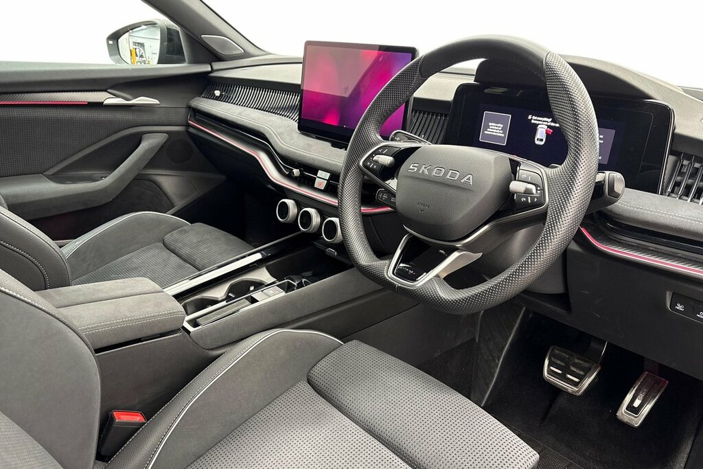 Skoda Superb Estate Sportline 1.5 Tsi Iv 204 Ps Dsg Black #6