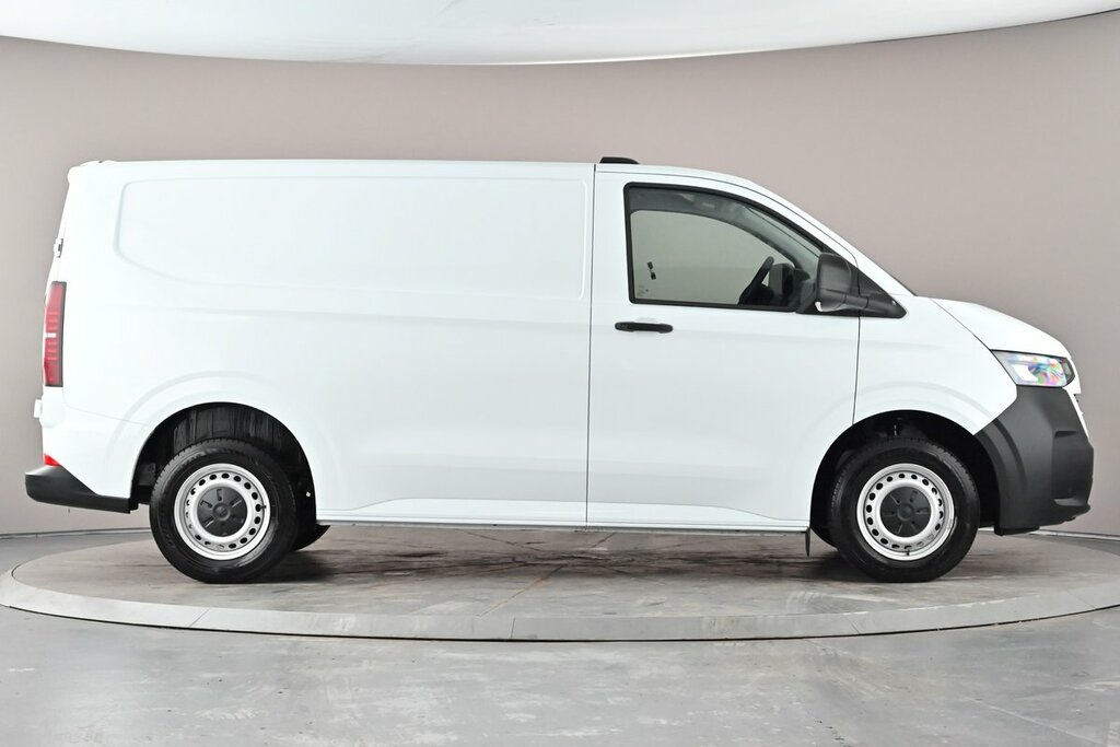 Volkswagen Transporter Commerce Plus Swb 110 Ps 2.0 Tdi 6Sp White #3