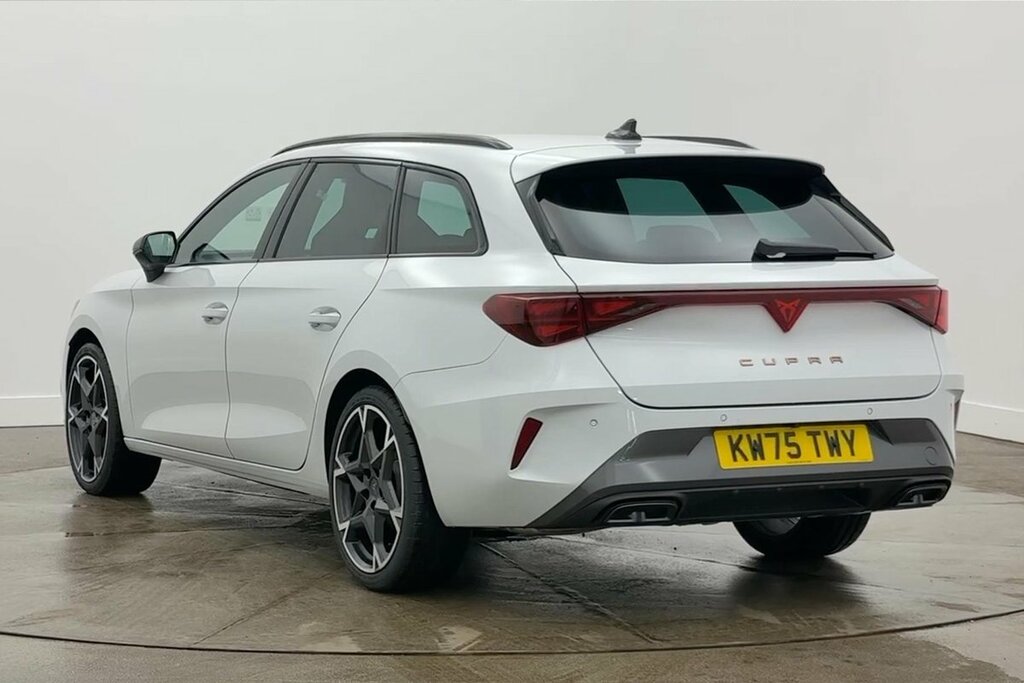 Cupra Leon V2 1.5 Etsi 150 7-Speed White #3