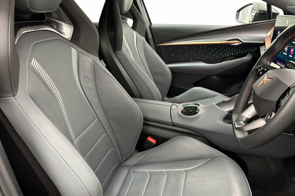 Cupra Tavascan Vz2 77 Kwh Afv 340 White #10