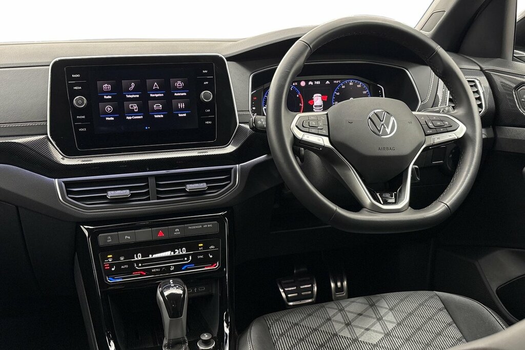 Volkswagen T-Cross Black Edition 1.5 Tsi 150Ps 7-Speed Dsg Silver #2